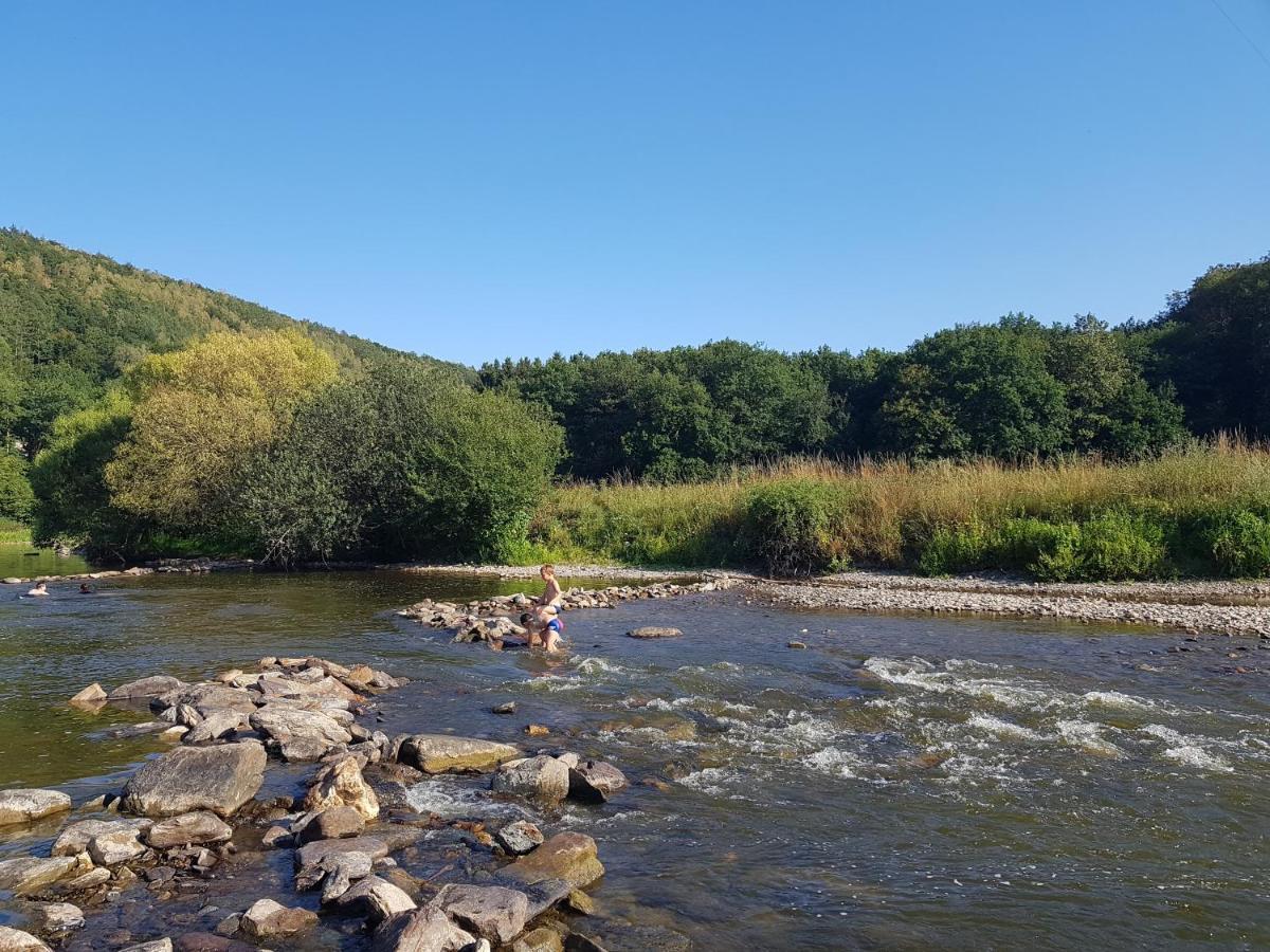 Gite Les Roseaux De Baillamont Exteriör bild